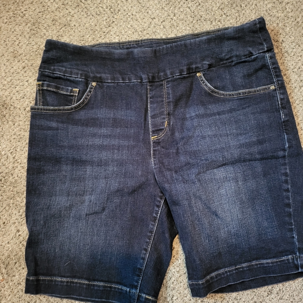 Lee Women's Pull on Shorts